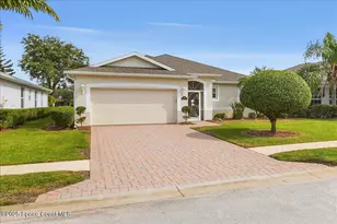 558 Gardendale Cir SE, Palm Bay, FL 32909 - Photo 1