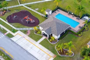 2285 Snapdragon Dr NW, Palm Bay, FL 32907 - Photo 1