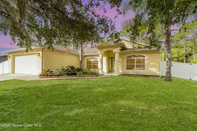 164 Shalimar Avenue NW, Palm Bay, FL 32907 - Photo 1