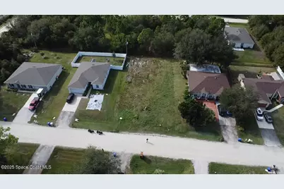 8545 104th Avenue, Vero Beach, FL 32967 - Photo 1