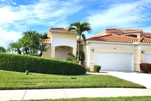 580 Casa Bella Dr, Cape Canaveral, FL 32920 - Photo 1