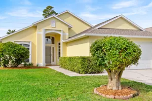 1060 Pine Creek Cir NE, Palm Bay, FL 32905 - Photo 1