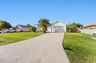 1567 Heartwellville St NW, Palm Bay, FL 32907 - Photo 1