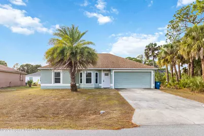 308 NW Tamarind Circle NW #41, Palm Bay, FL 32907 - Photo 1
