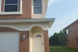 1045 Venetian Dr, Melbourne, FL 32904 - Photo 1