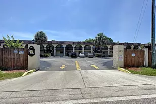 205 Palmetto Ave, Merritt Island, FL 32953 - Photo 1