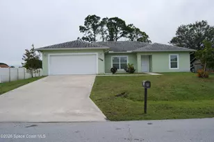 1048 Hunt St NW, Palm Bay, FL 32907 - Photo 1
