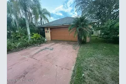 434 Barcelona Road SE, Palm Bay, FL 32909 - Photo 1