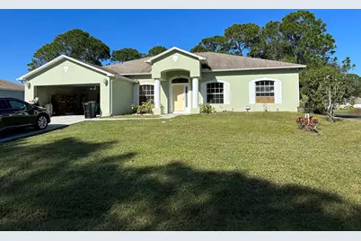 931 NW Dorchester Road NW, Palm Bay, FL 32907 - Photo 1