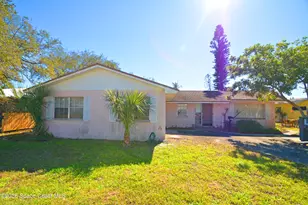 135 Esther Dr, Cocoa Beach, FL 32931 - Photo 1