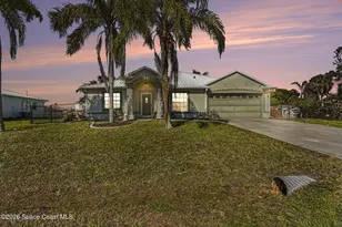 1692 Carbondale Ave NW, Palm Bay, FL 32907 - Photo 1