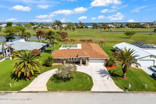 31 Fairway Dr, Cocoa Beach, FL 32931 - Photo 1