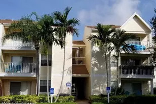 650 Is Clb Ct, Indialantic, FL 32903 - Photo 1