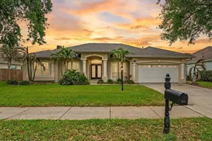 3221 Windsor Estates Dr, Melbourne, FL 32940 - Photo 1