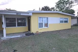 1842 Cedarwood Dr, Melbourne, FL 32935 - Photo 1
