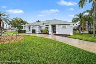 981 Victoria Pl, Melbourne, FL 32940 - Photo 1