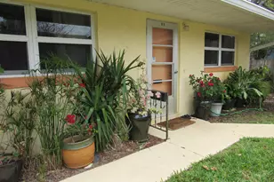 209 Cleveland Ave, Cocoa Beach, FL 32931 - Photo 1