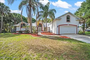 986 Nixon Cir NE, Palm Bay, FL 32907 - Photo 1