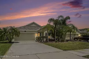 2365 Snapdragon Dr NW, West Melbourne, FL 32904 - Photo 1
