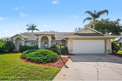 498 Lake Victoria Circle, Melbourne, FL 32940 - Photo 1