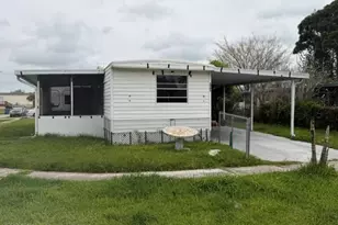 2507 Chatham Way NE, Palm Bay, FL 32905 - Photo 1