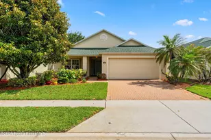 1070 Indian Oaks Dr, Melbourne, FL 32901 - Photo 1