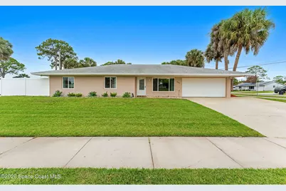 498 Chamberlin Avenue NW, Palm Bay, FL 32907 - Photo 1