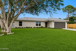 1371 Biarritz St NW, Palm Bay, FL 32907 - Photo 1