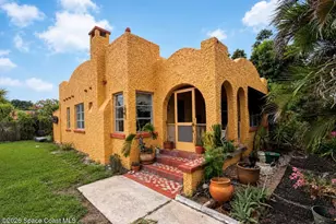 3618 15th St N, Saint Petersburg, FL 33704 - Photo 1
