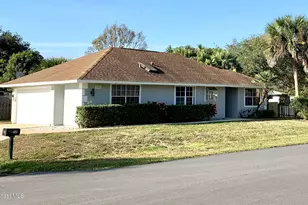 731 John Carroll Ln, Melbourne, FL 32904 - Photo 1