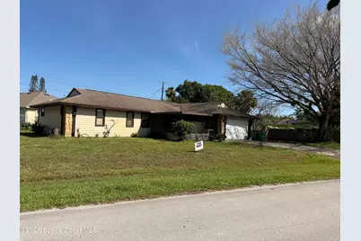 450 Columbus Street, Sebastian, FL 32958 - Photo 1
