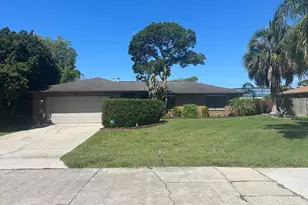 135 Palm Cir, Melbourne, FL 32940 - Photo 1