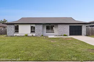 540 Venetian Way, Merritt Island, FL 32953 - Photo 1