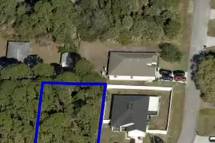 423 Truman St SW, Palm Bay, FL 32908 - Photo 1