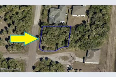 657 Banyan Street SW, Palm Bay, FL 32908 - Photo 1