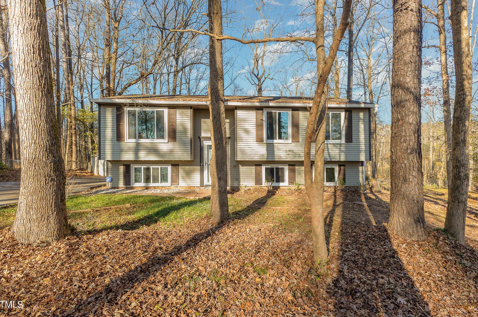 7216 Berkshire Downs Dr, Raleigh, NC 27616-7705
