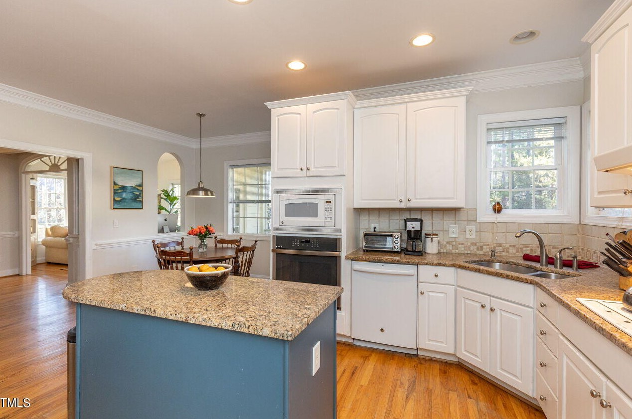 5744 Manor Plantation Dr, Raleigh, NC 27603-7480