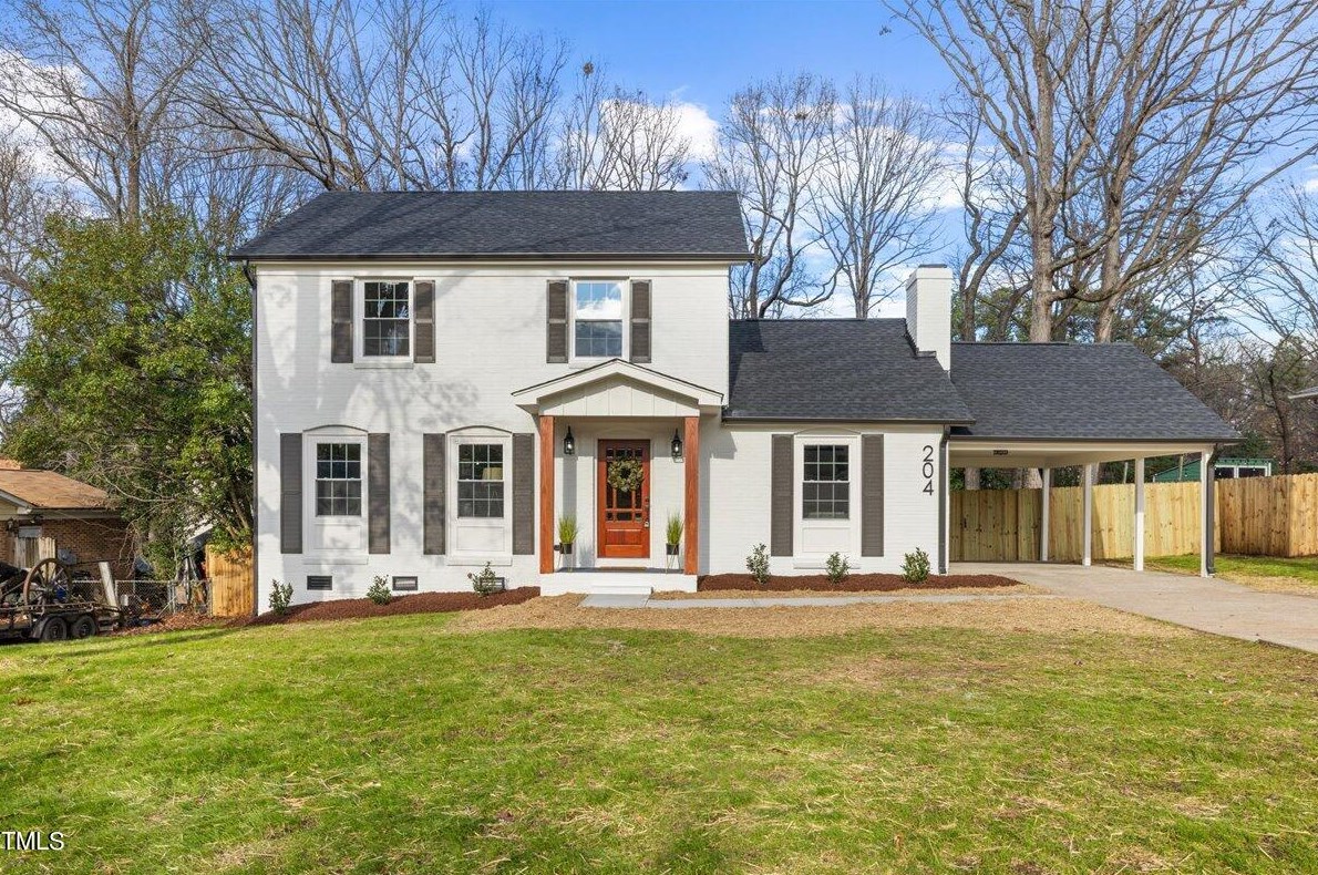 204 Killington Dr, Raleigh, NC 27609-3711