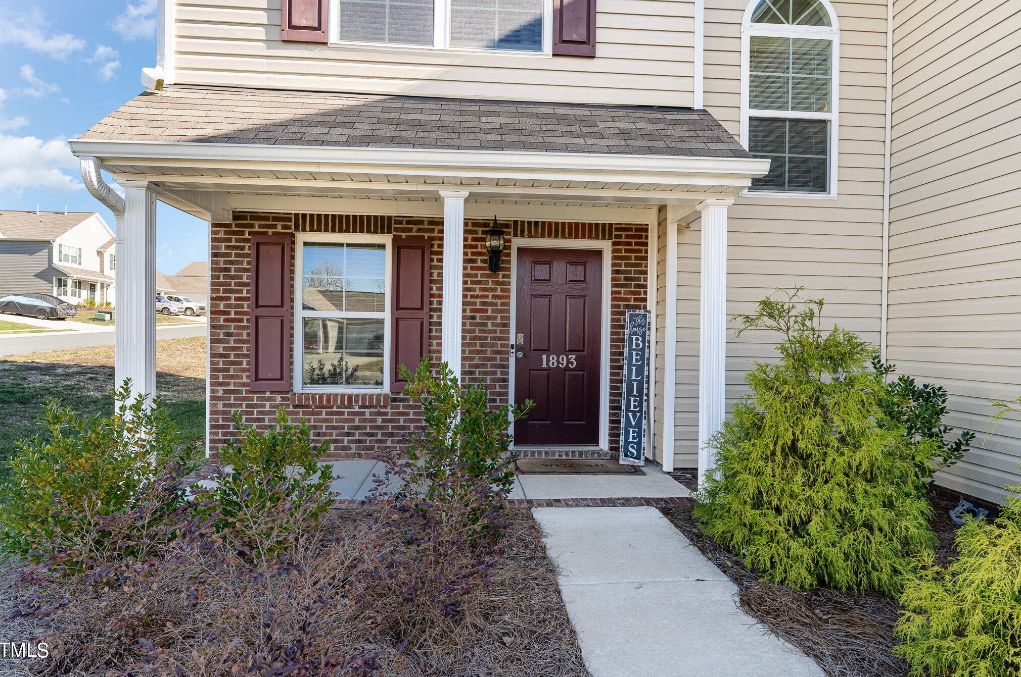 1893 Glenn St, Burlington, NC 27217