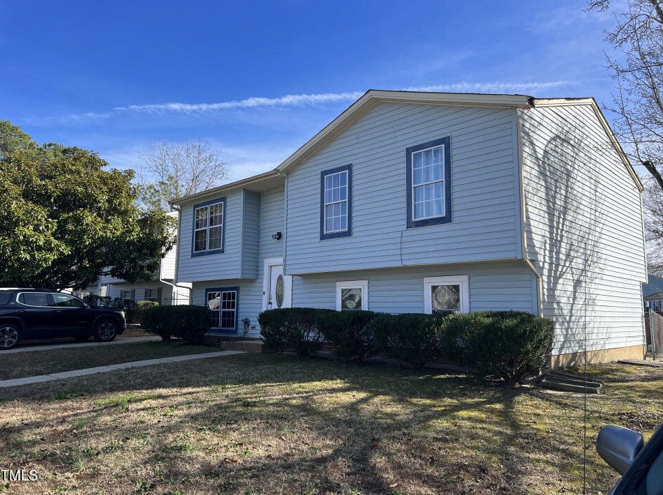 8300 Wynewood Ct, Raleigh, NC 27616-5627
