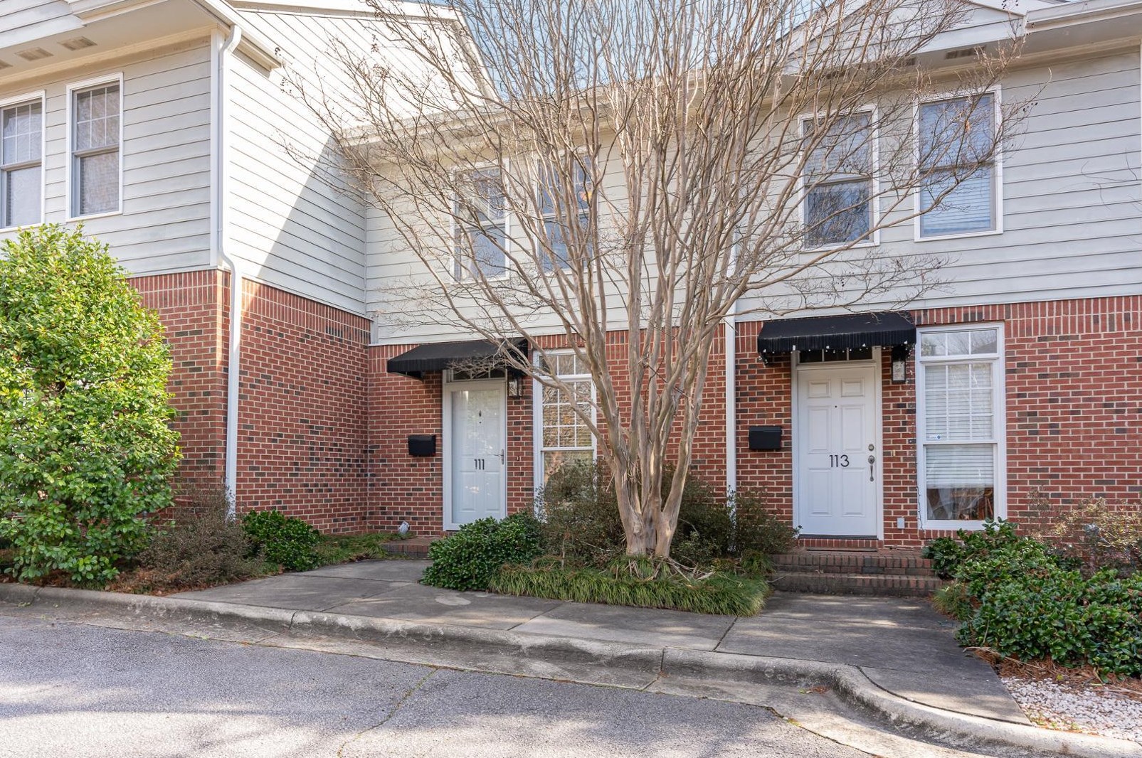 111 Ellington Oaks Ct, Raleigh, NC 27603-1687