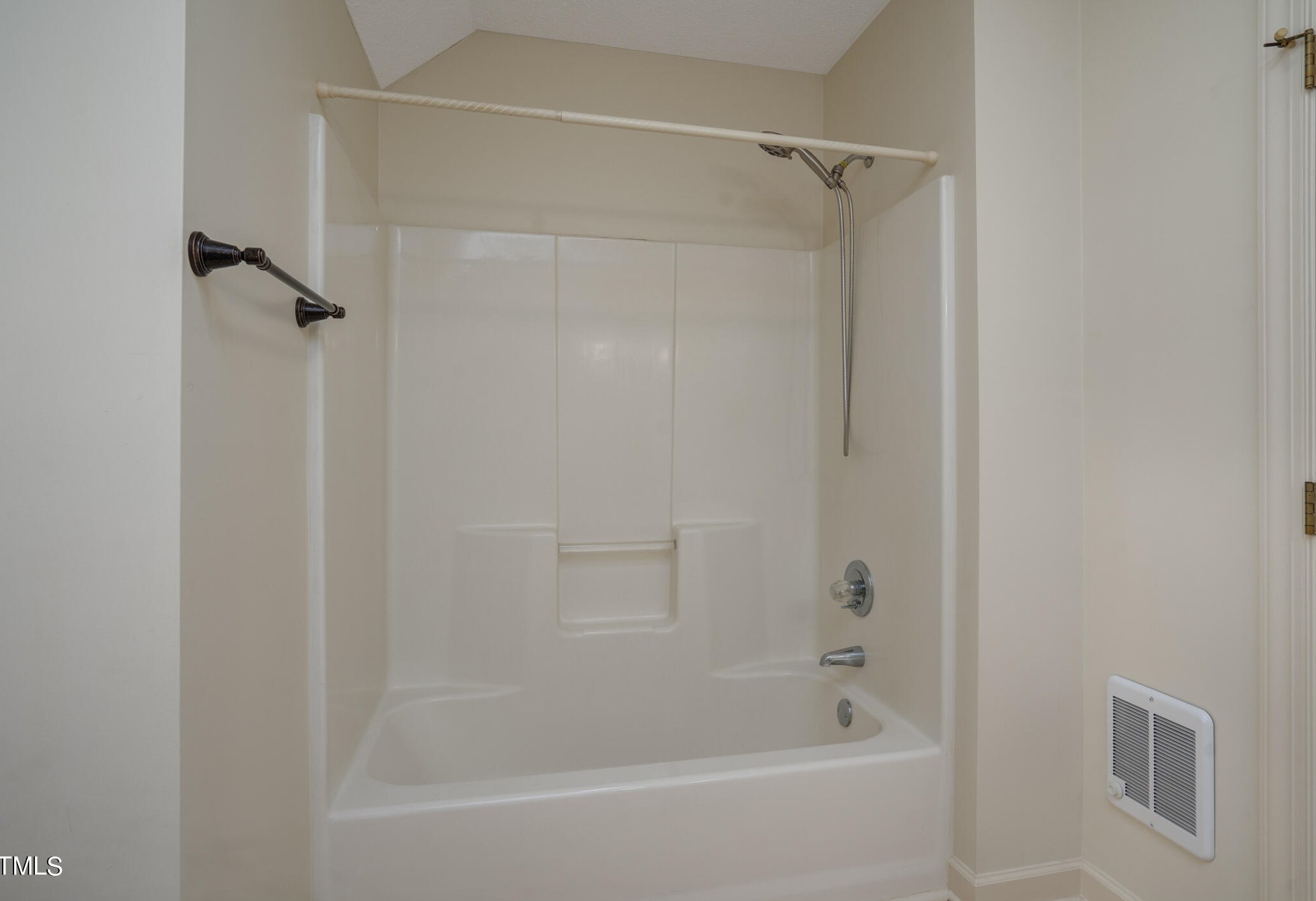 101 Southern Blvd, Rocky Mount NC  27804-6209 exterior