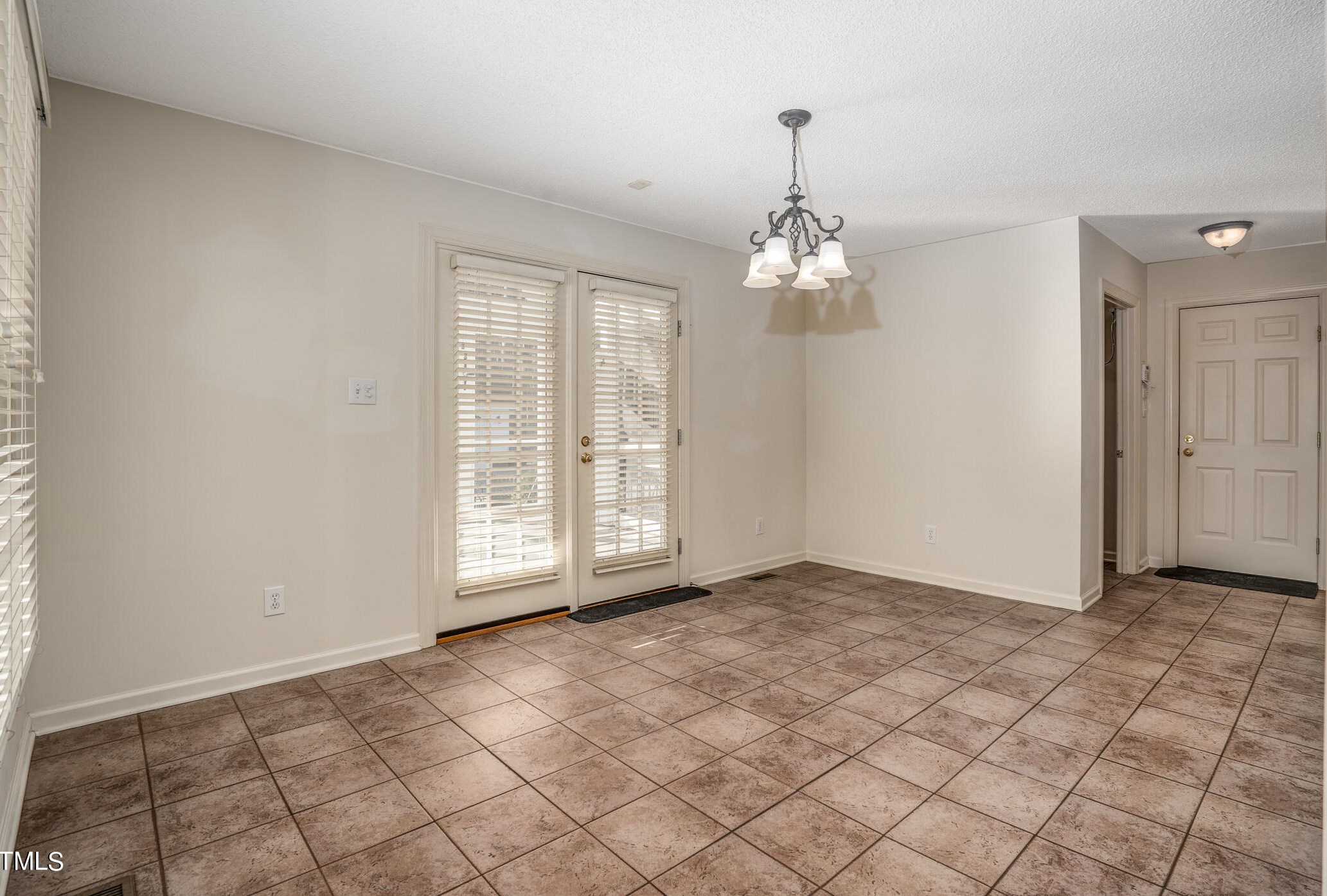 101 Southern Blvd, Rocky Mount NC  27804-6209 exterior