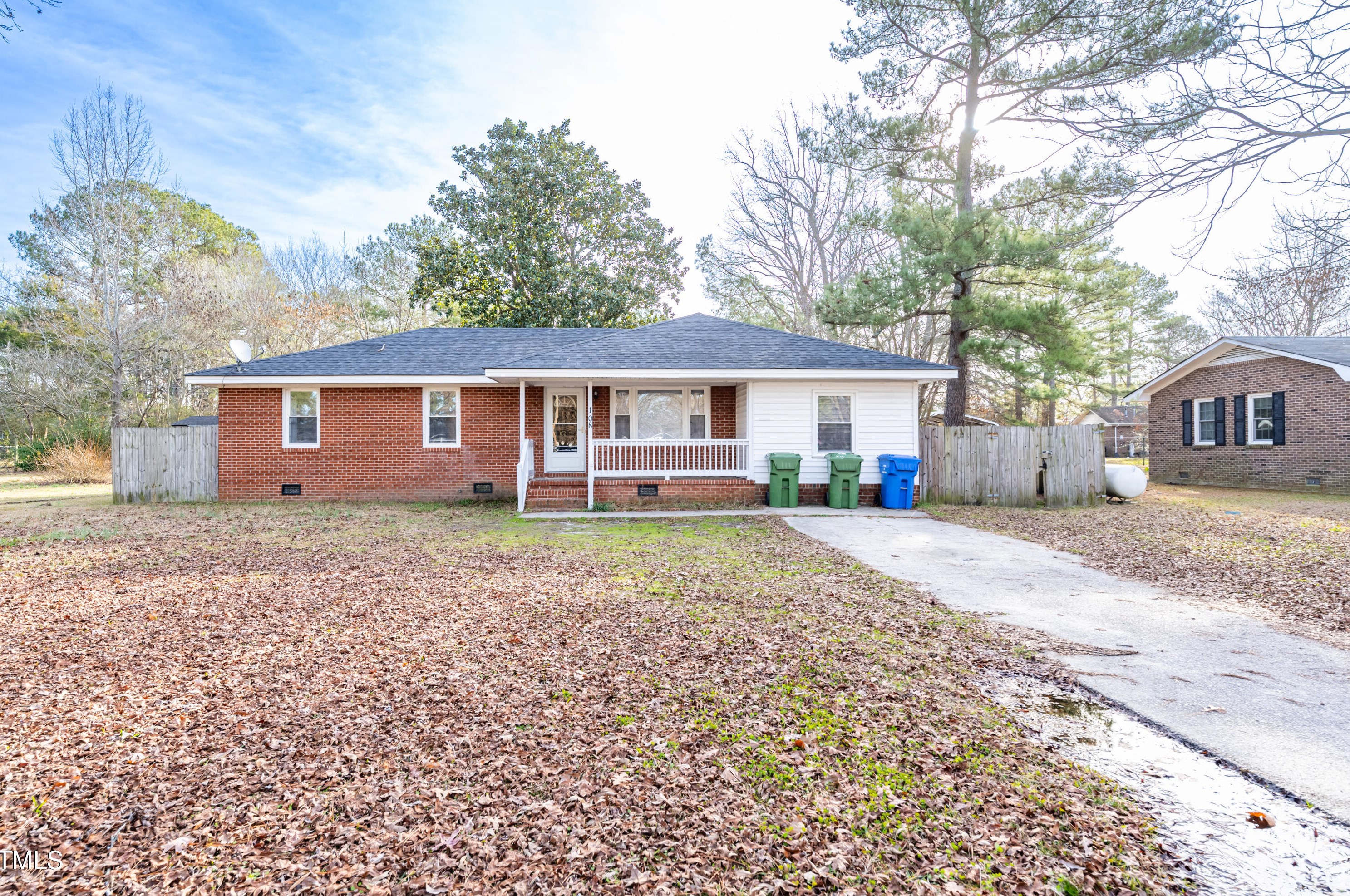 108 S A Gilliam St, Pinetops, NC 27864