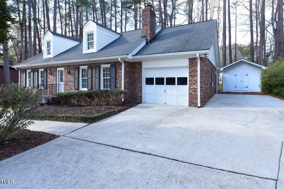 6405 Rockrest Ct, Raleigh, NC 27612-6500