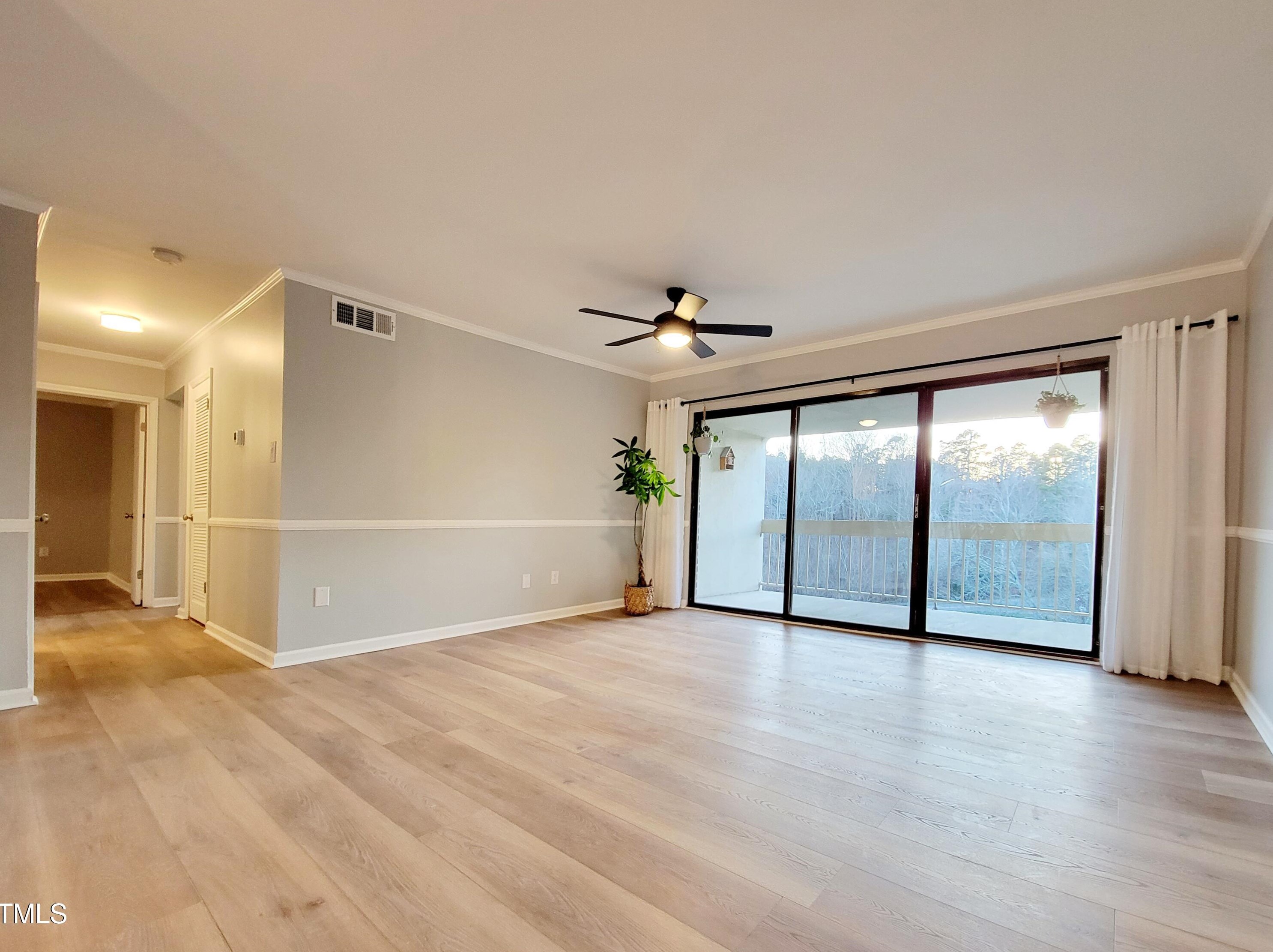 500 Umstead Dr #f302, Chapel Hill, NC 27516