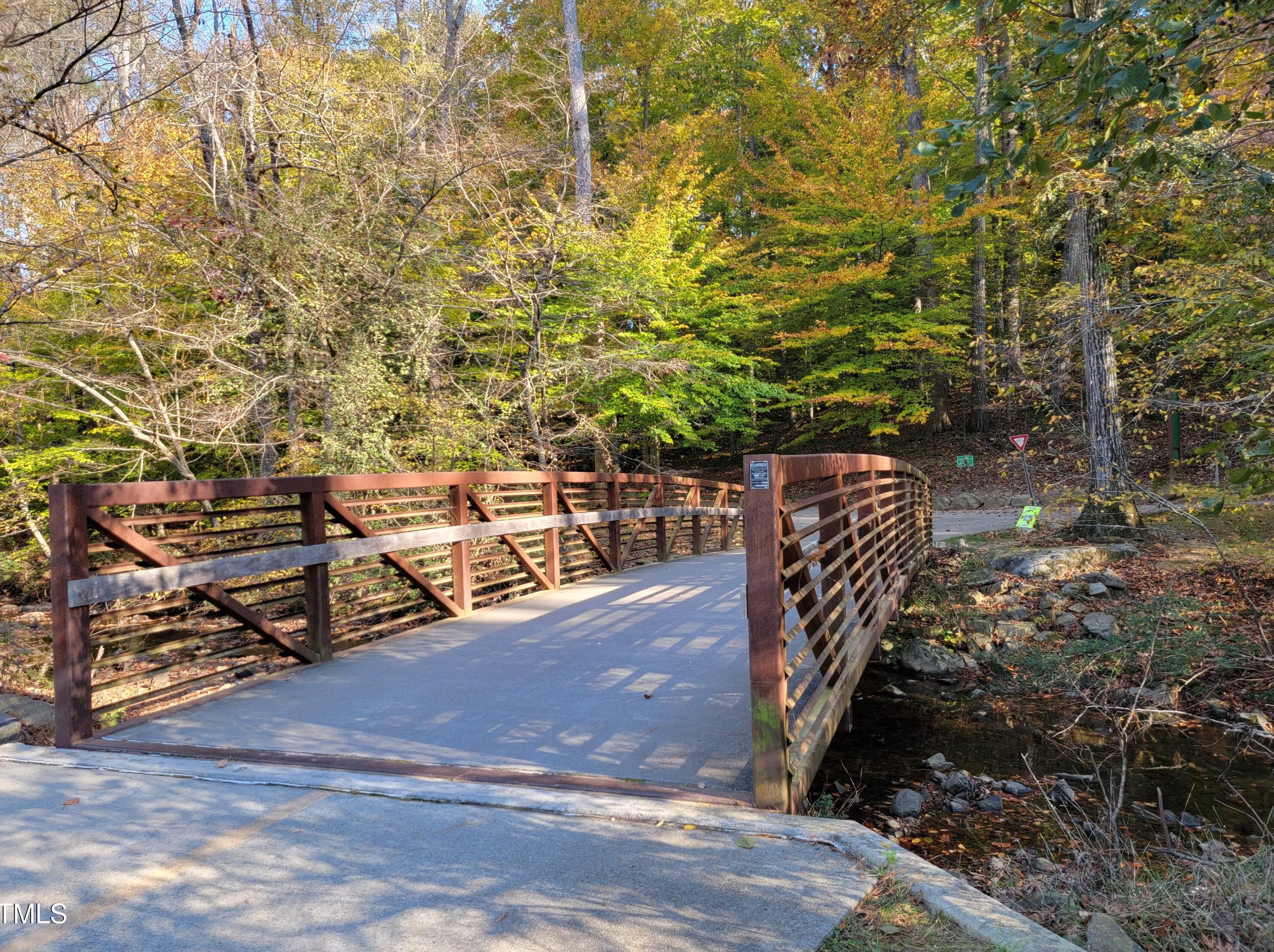 500 Umstead Dr, Chapel Hill NC  27516-1612 exterior