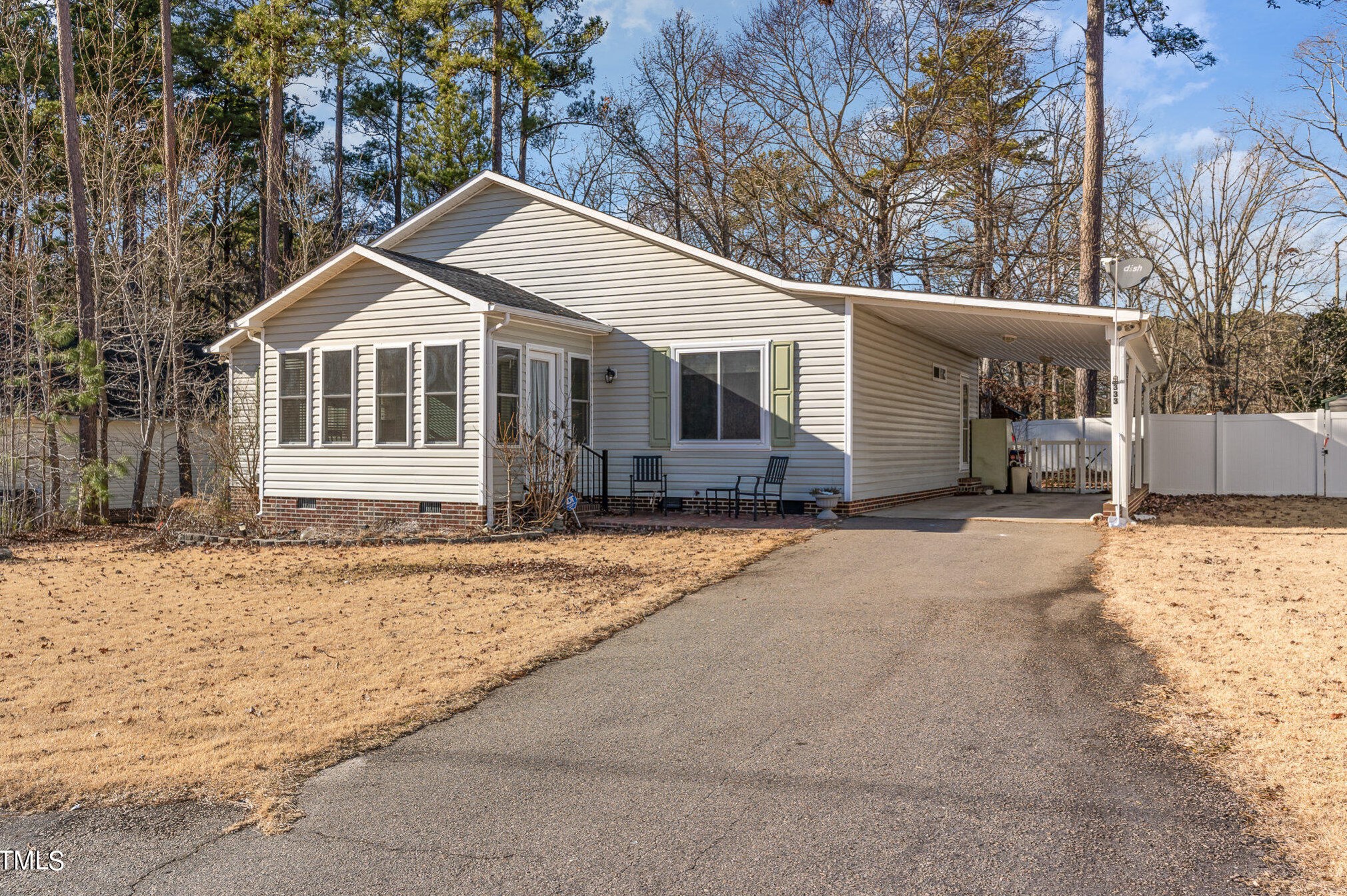 333 N Franklin Dr, Sanford, NC 27330