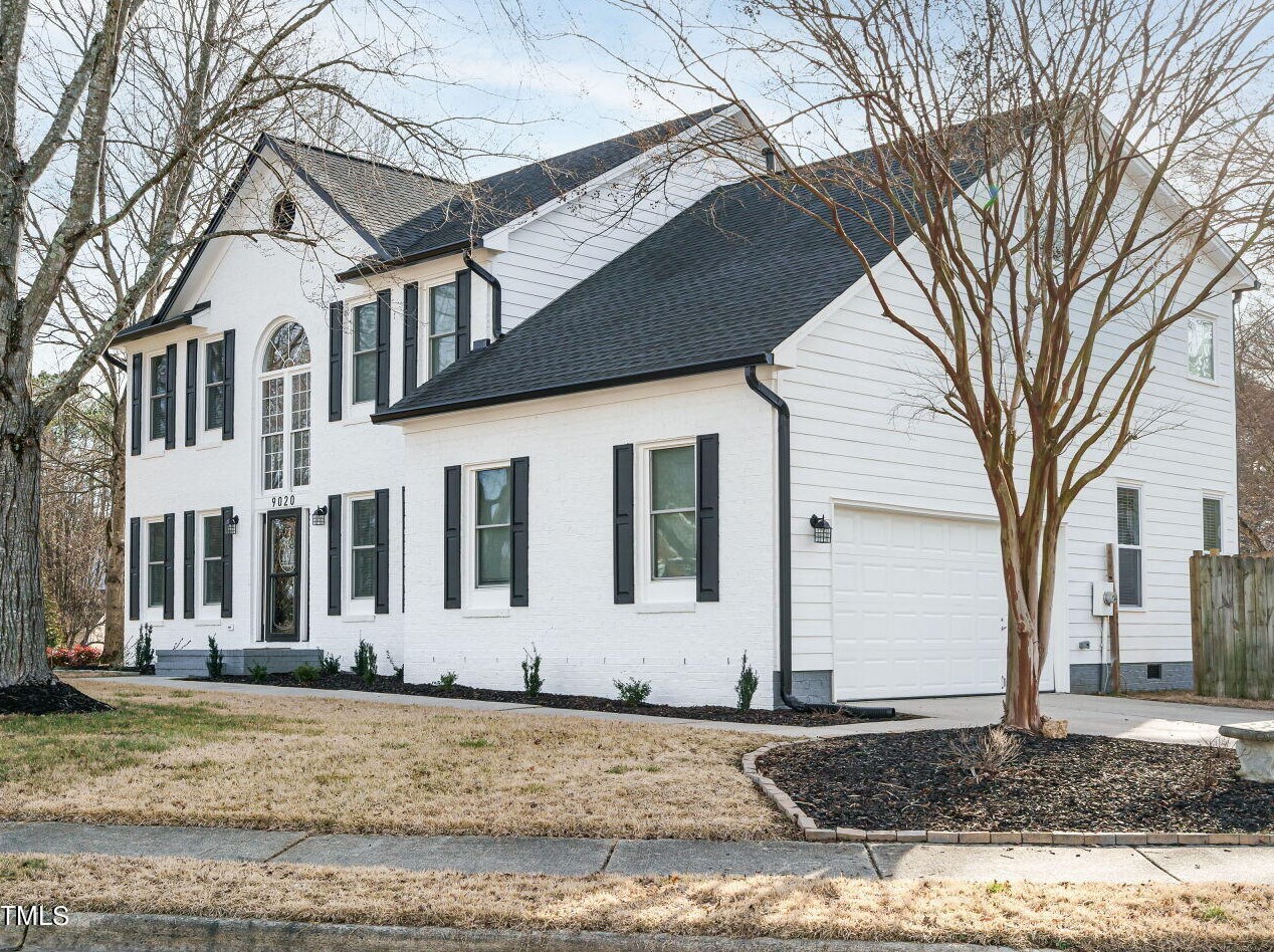 9020 Deerland Grove Dr, Raleigh, NC 27615-4177