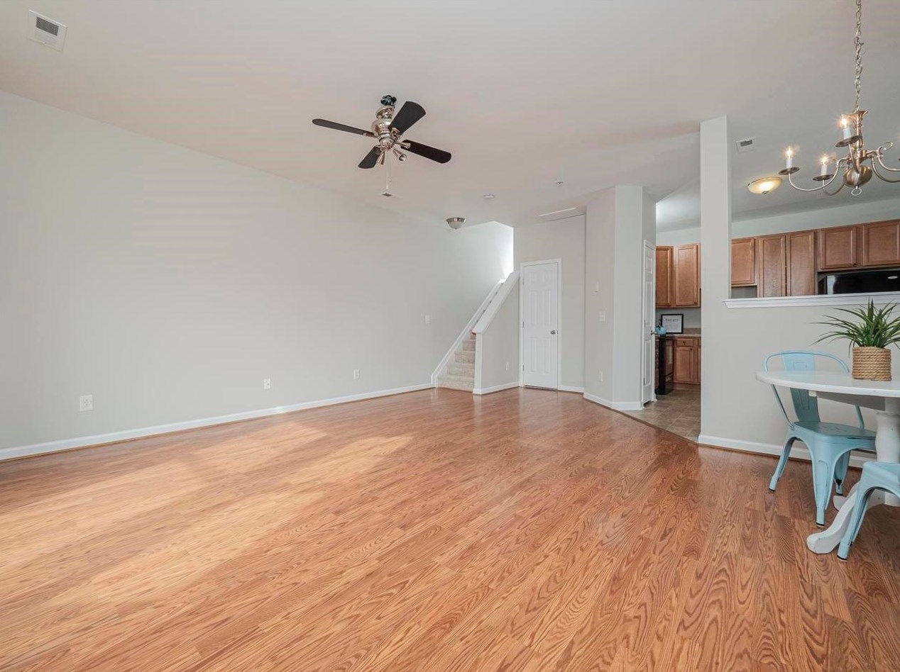 321 Gilman Ln #104, Raleigh, NC 27610